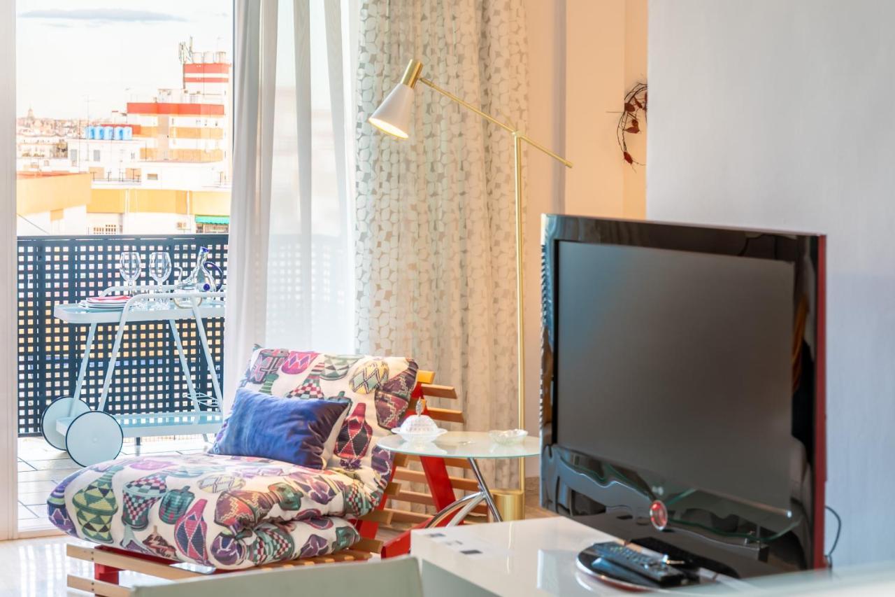 Apartamento Desde El Cielo De Triana Apartment Seville Ngoại thất bức ảnh