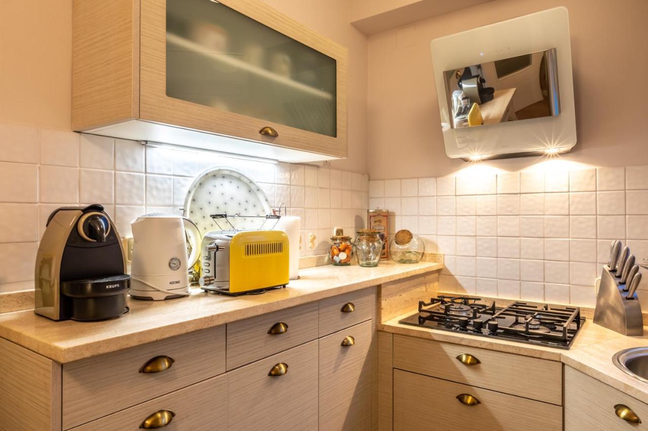 Apartamento Desde El Cielo De Triana Apartment Seville Ngoại thất bức ảnh