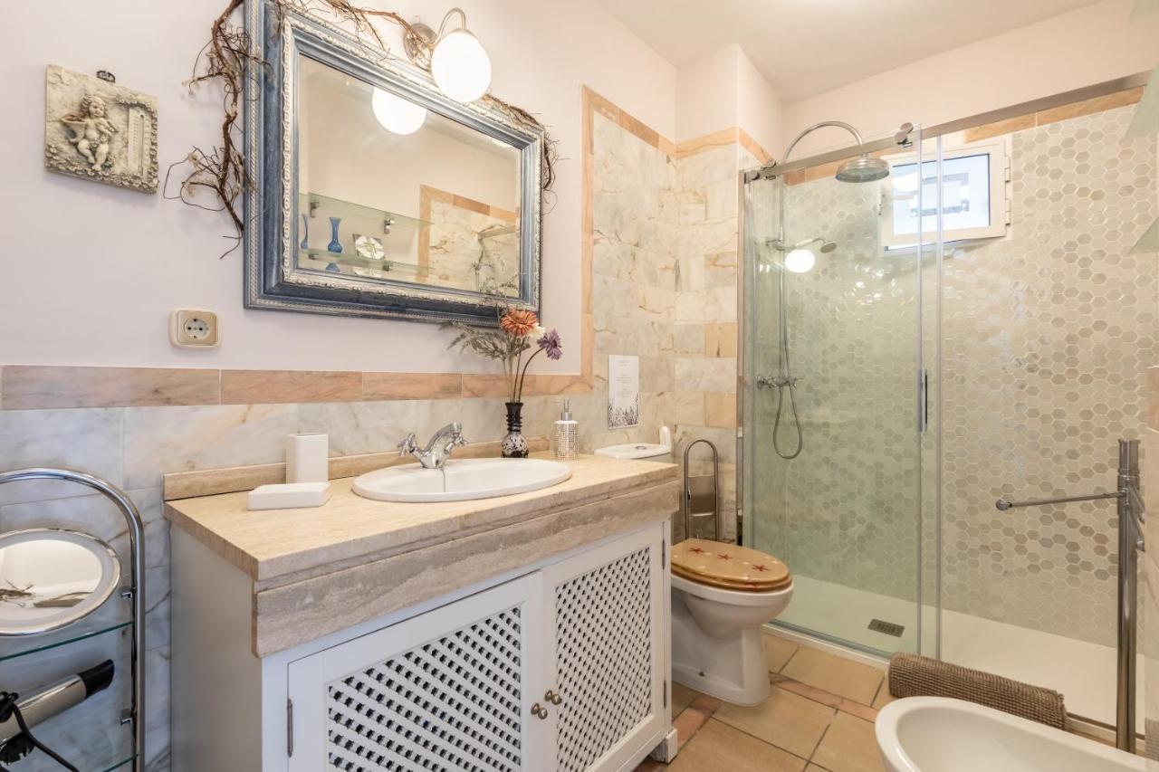 Apartamento Desde El Cielo De Triana Apartment Seville Ngoại thất bức ảnh
